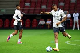 在小组赛以 在小组赛以